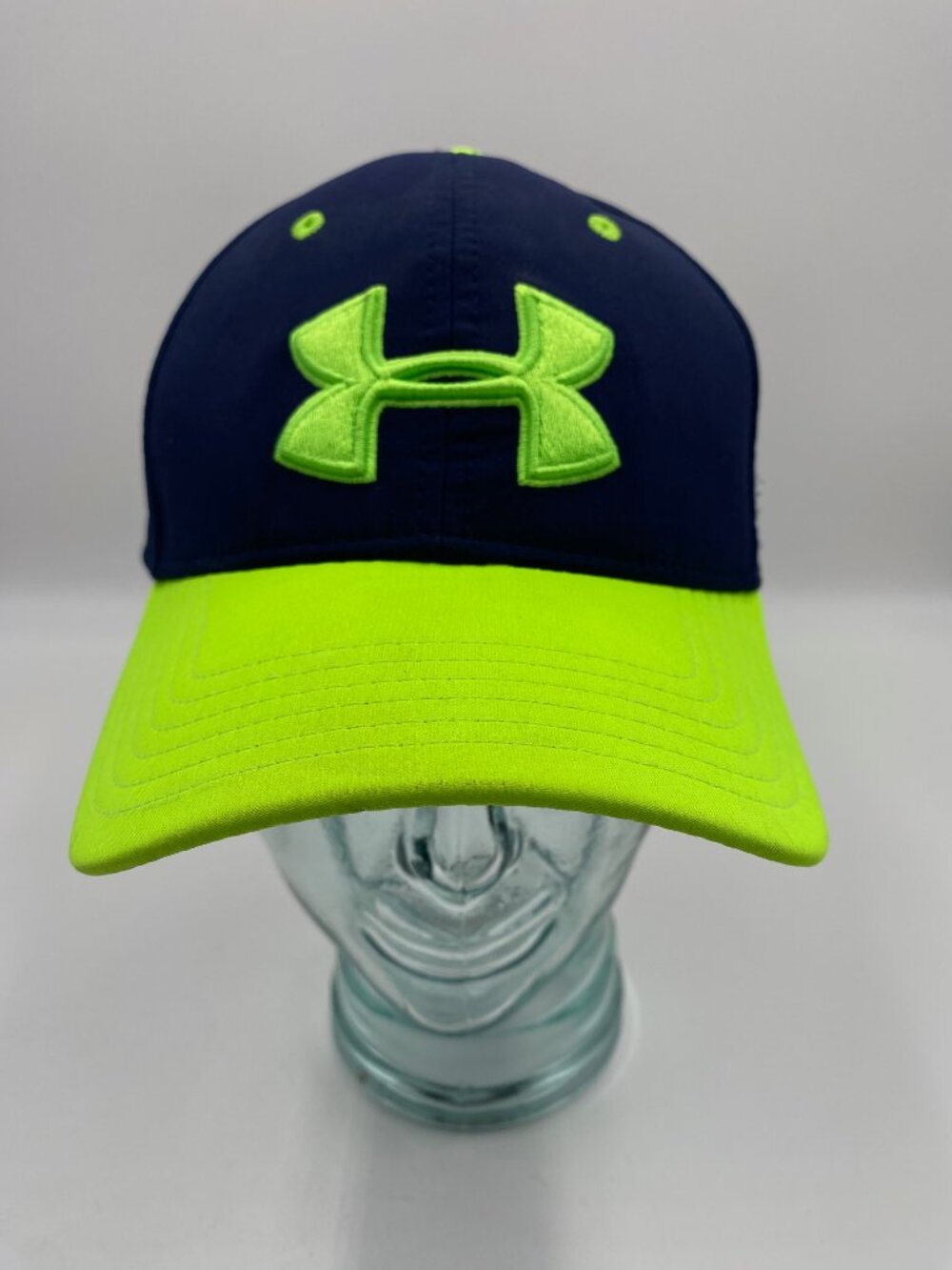 Under Armor Neon Green Navy Blue Fitted Cap Hat Size L/XL Golf Outdoor Baseball